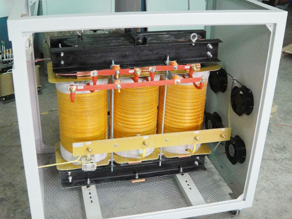 三相隔离变压器 东莞...